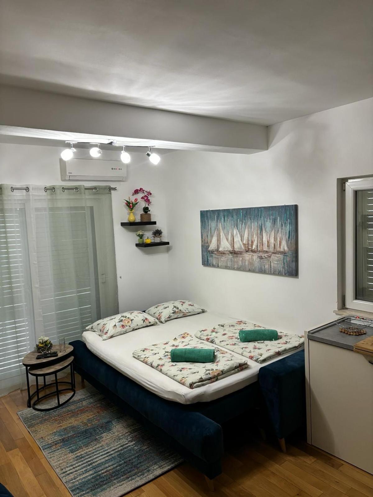 Apartment Eny Baska Voda Bagian luar foto